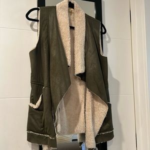 Sherpa vest